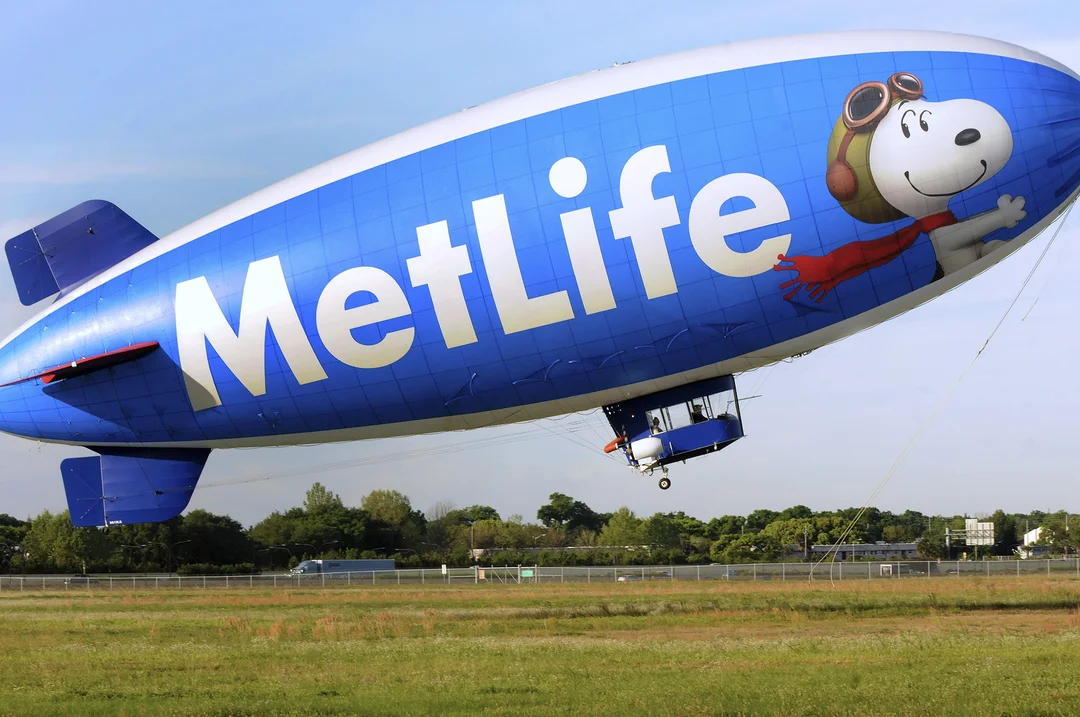 Metlife Snoopy Mascot