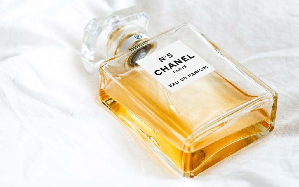 Example Packaging Design Tips Chanel
