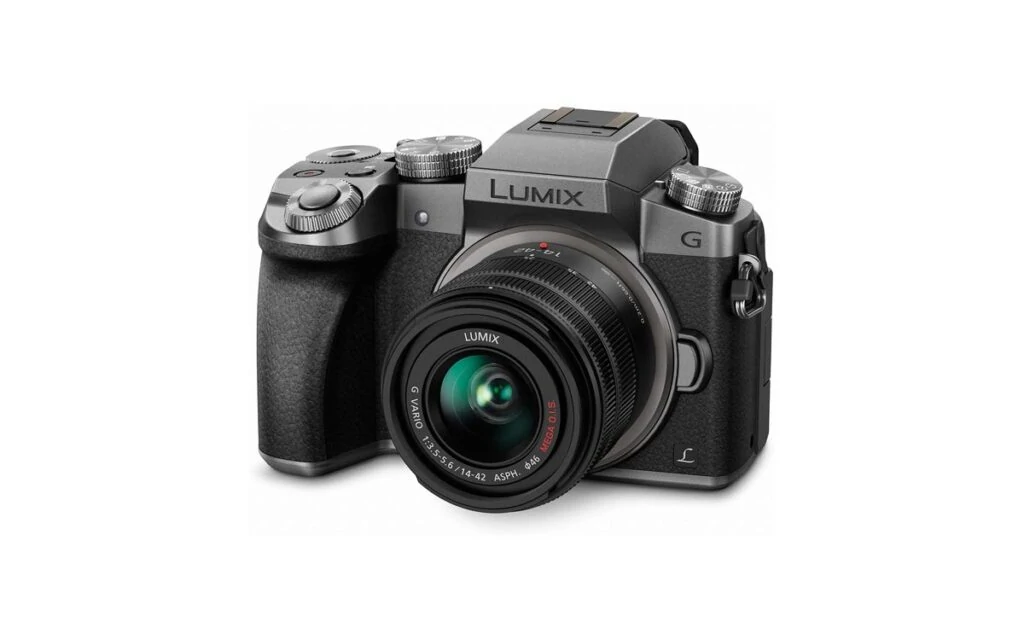 Top 10 Best Digital Cameras For Beginners (November 2023)