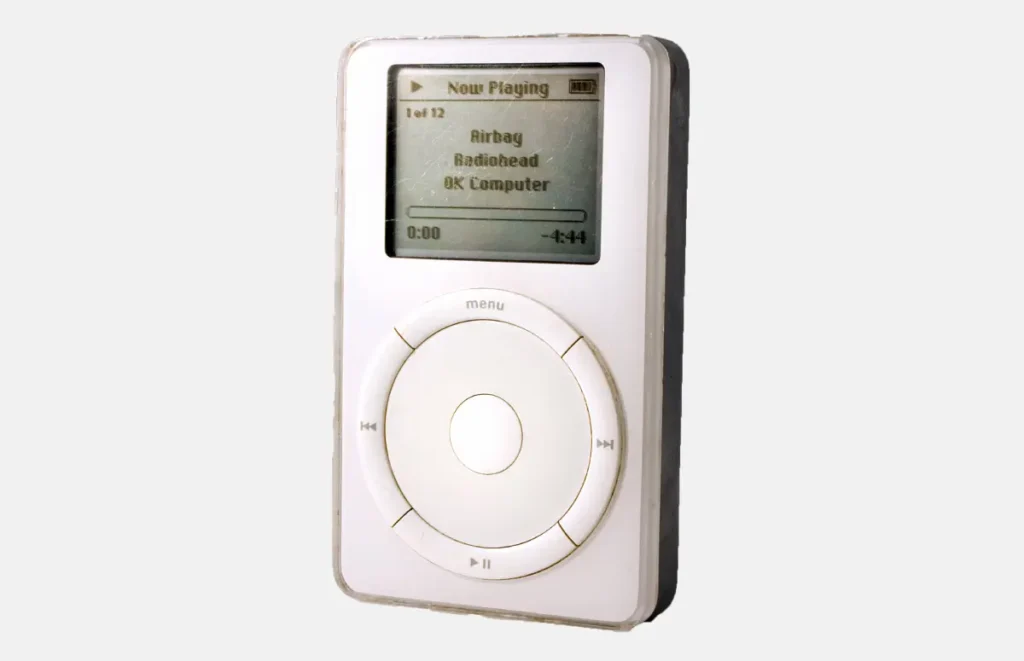 Famous Graphic Designer Johnny Ive Apple Design