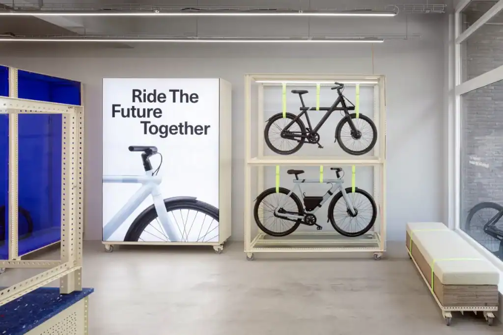 Best Brand Identities Vanmoof