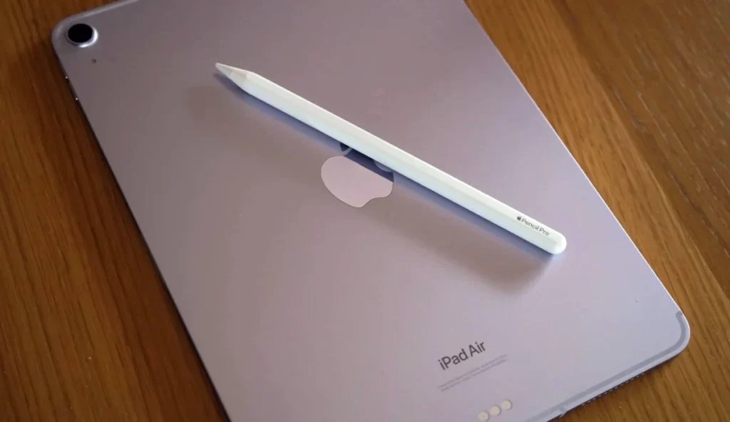 Apple Ipad Air (M2) Tablet Review